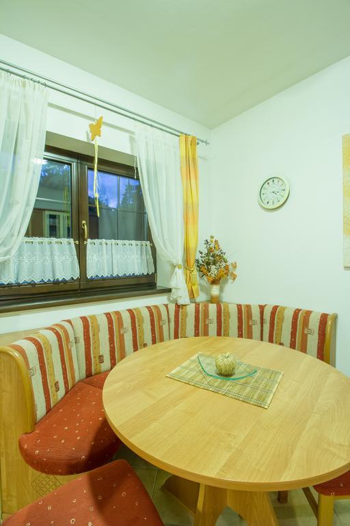 Vila Helena - Apartment Helena 2 Ruzomberok Værelse billede